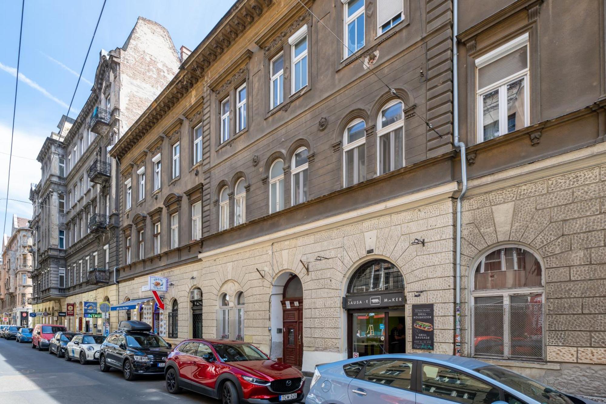 Wesselenyi-w31-modern 3 Bedroom Apartamento